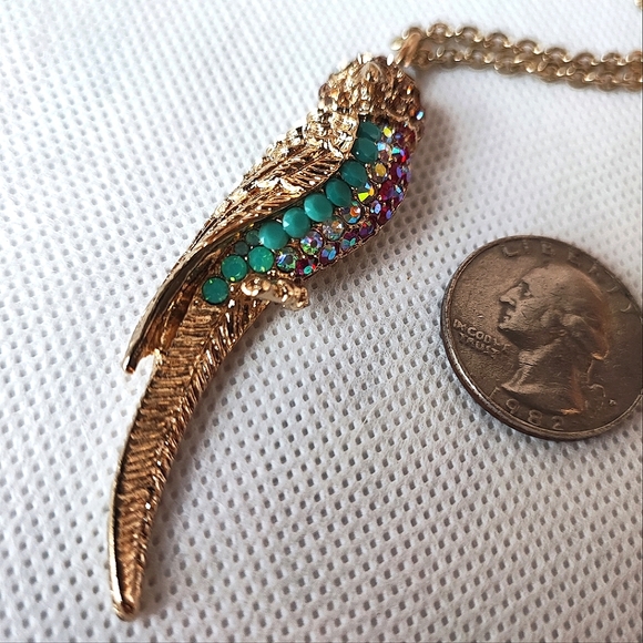Turquoise Red AB Rhinestone Encrusted Parrot Bird Cabochon Gold Tone Necklace - Picture 9 of 10